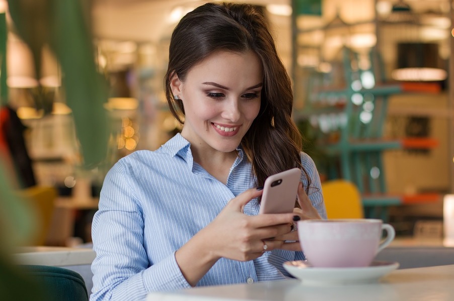 Sie ist bereit, Daten zu teilen und damit Unternehmen personalisiertes Marketing zu ermöglichen.