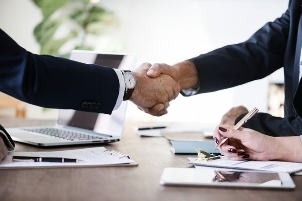 Ein eher seltener Fall: Kooperation zwischen etabliertem Unternehmen und StartUp.