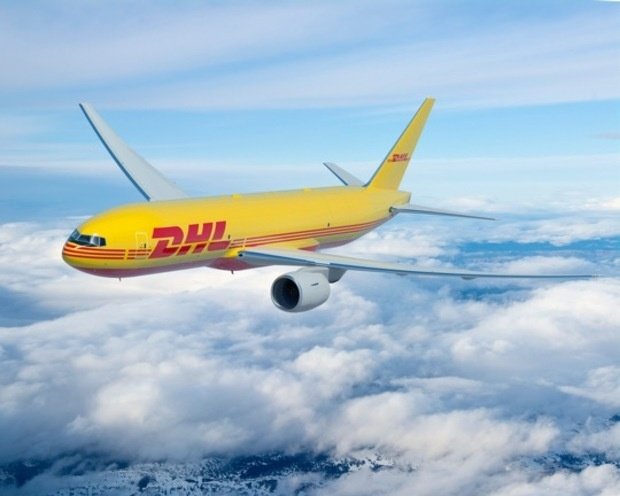 DHL Express stärkt Interkontinentalnetz mit 14 neuen Boeing 777 Frachtflugzeugen