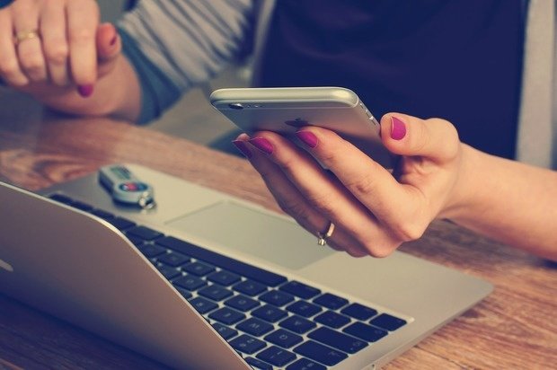 Medienkonsum 2020 zu 28 Prozent mobil