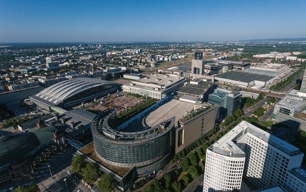 Messe Frankfurt ist der weltweit größte Messe-, Kongress- und Eventveranstalter mit eigenem Gelände.