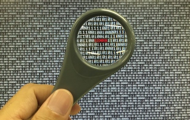Sicherheitslücken finden und verschließen, um zu verhindern, dass Cyberkriminelle darüber eindringen.