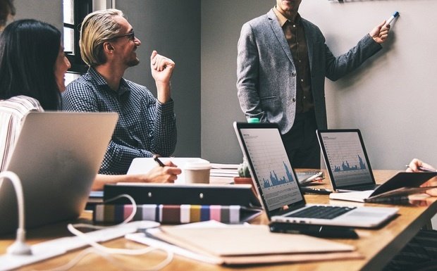 KPIs und Datenbasis müssen abteilungsübergreifend erarbeitet werden.
